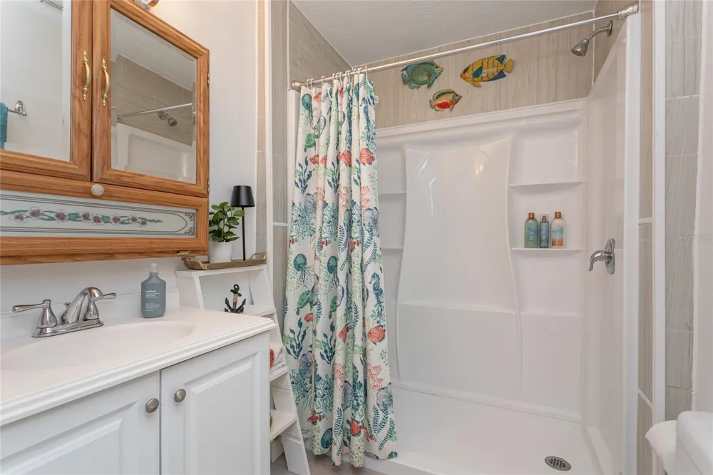 14 LAFAYETTE STREET Bradenton, FL 34208