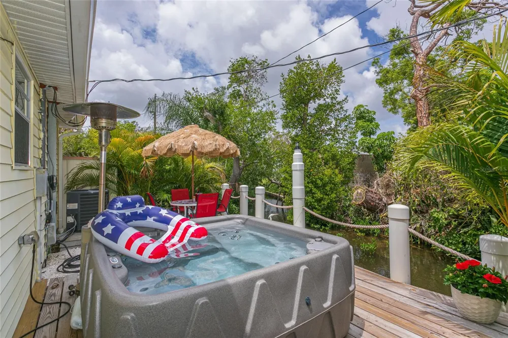 14 LAFAYETTE STREET Bradenton, FL 34208