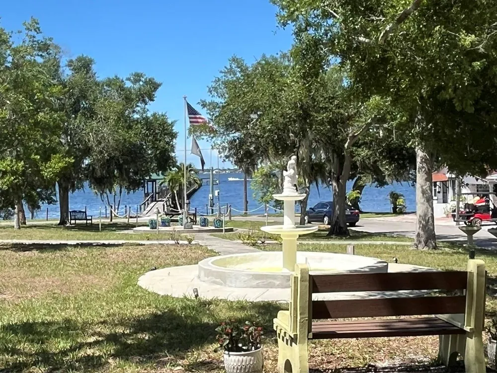 14 LAFAYETTE STREET Bradenton, FL 34208