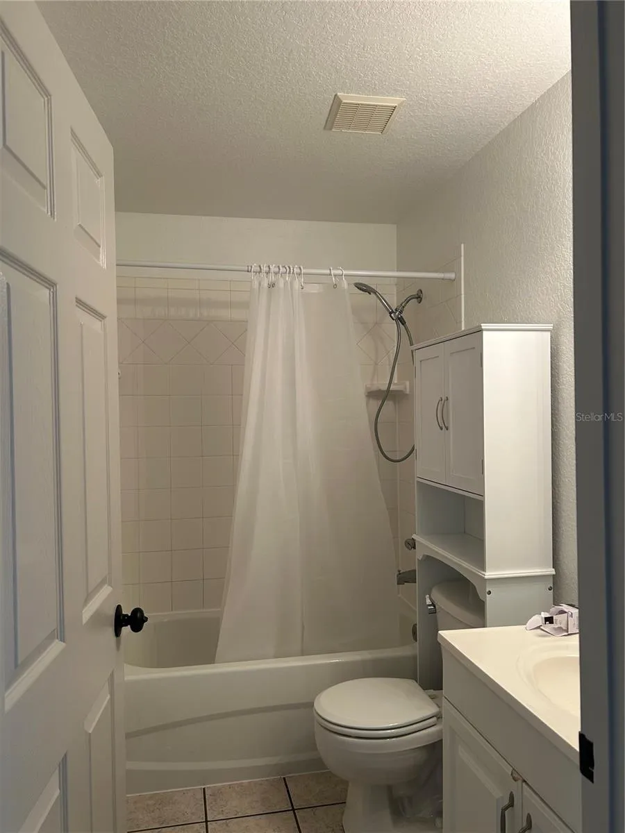 702 LEMON AVE Dundee, FL 33838