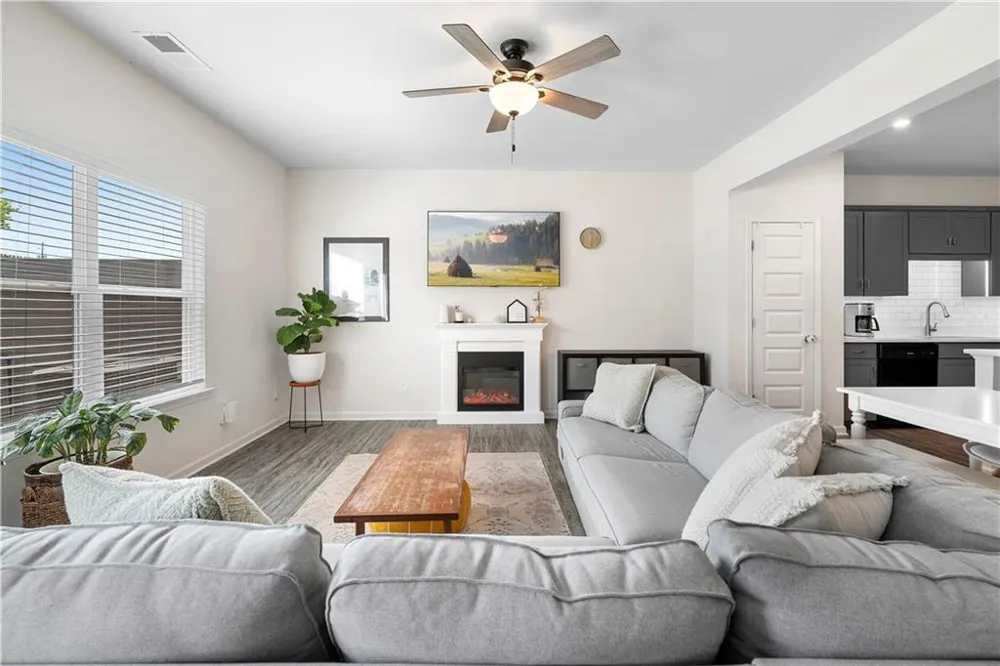 26 Felton Walk Boulevard Cartersville, GA 30120