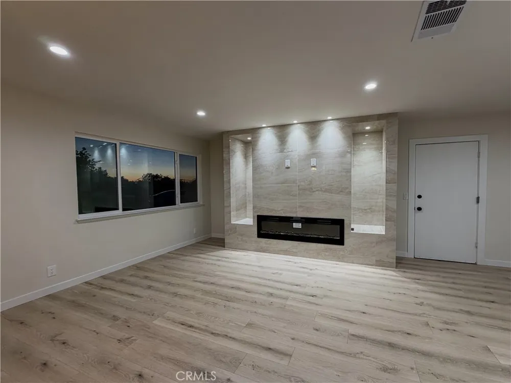 40356 Ronar Street Palmdale, CA 93591