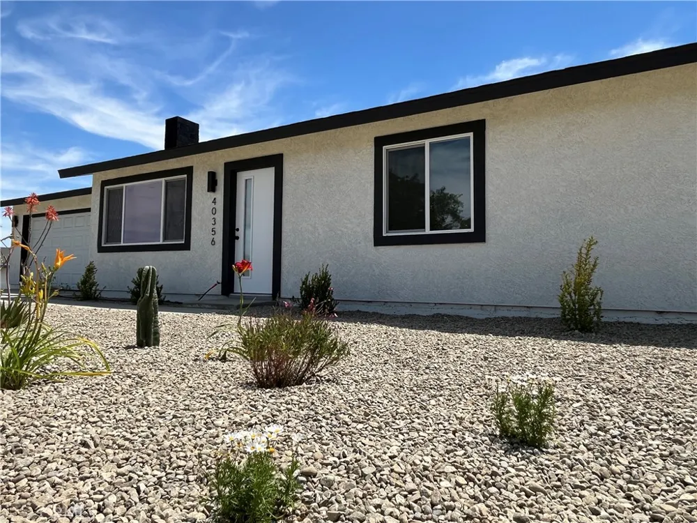 40356 Ronar Street Palmdale, CA 93591