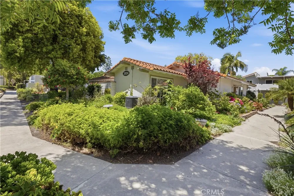 2024 Via Mariposa East #A Laguna Woods, CA 92637