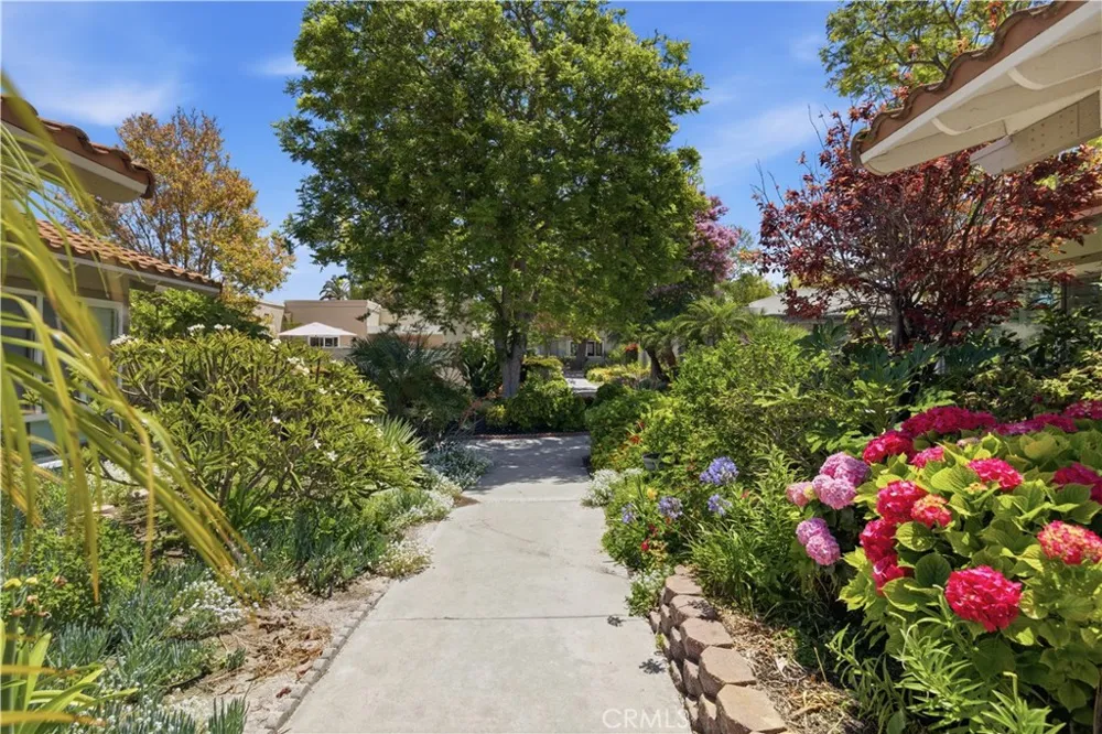 2024 Via Mariposa East #A Laguna Woods, CA 92637