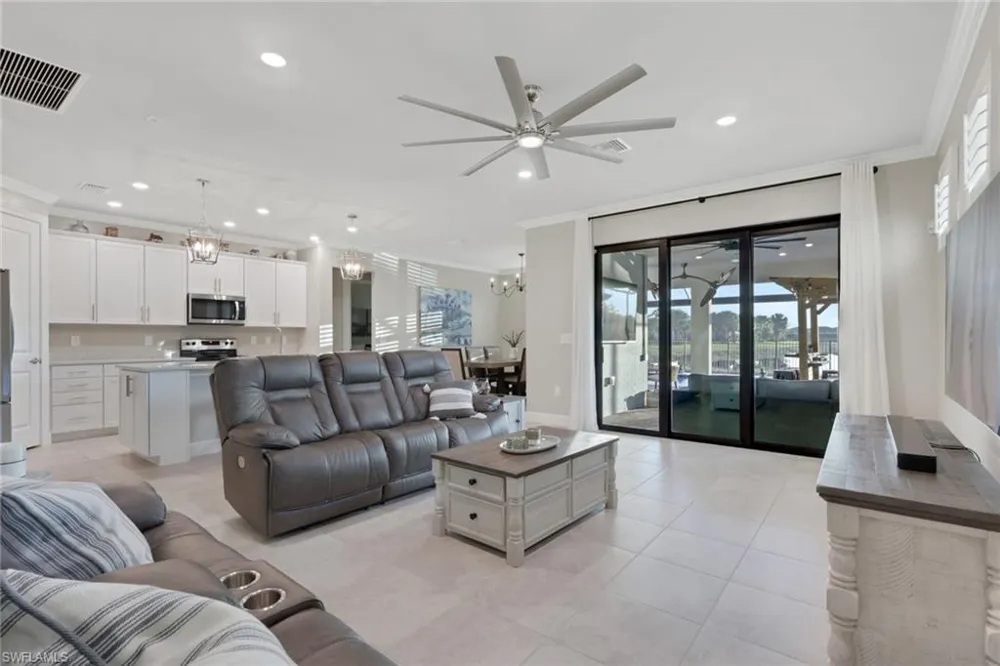 3425 Hampton Boulevard Alva, FL 33920