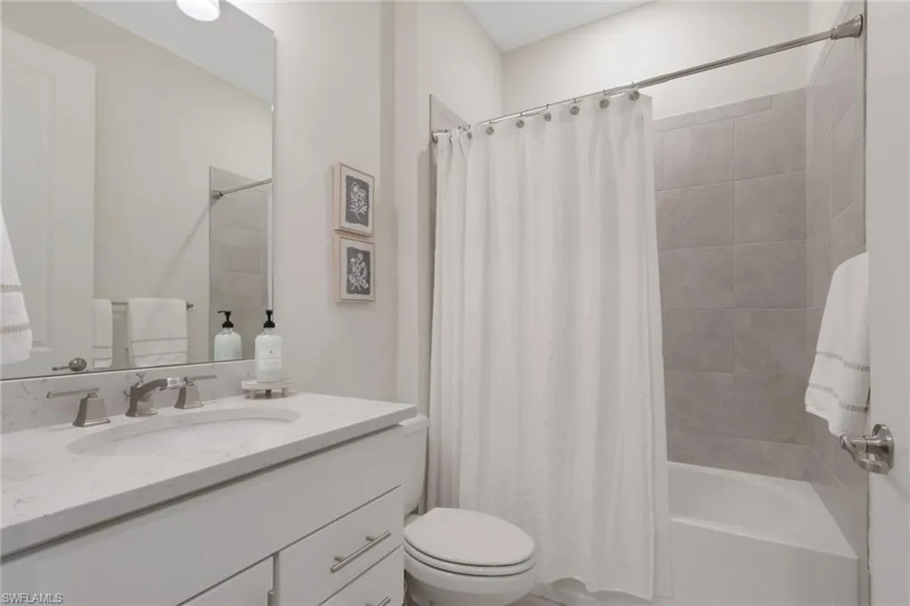 3425 Hampton Boulevard Alva, FL 33920