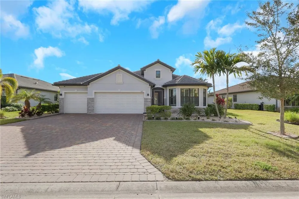 3425 Hampton Boulevard Alva, FL 33920