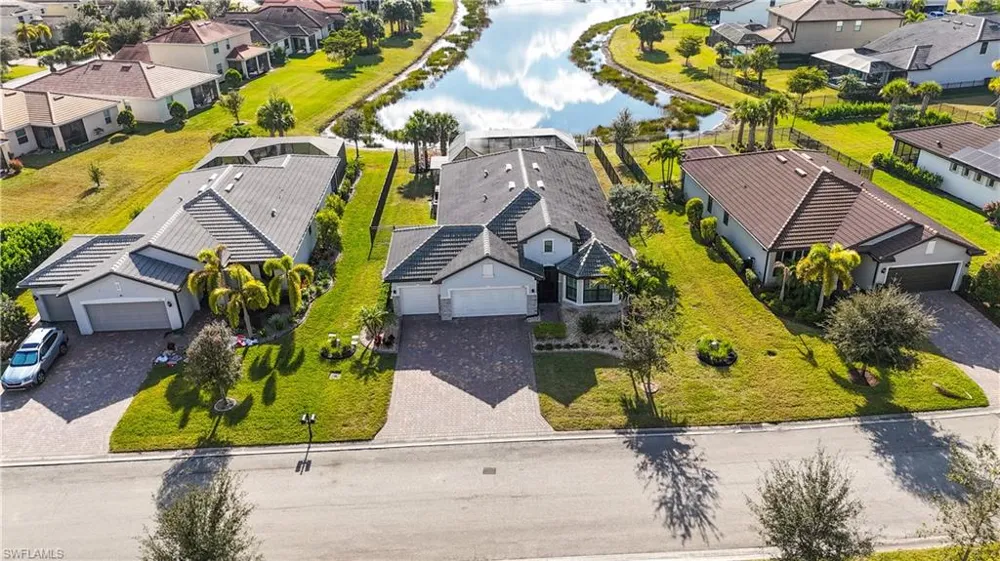 3425 Hampton Boulevard Alva, FL 33920