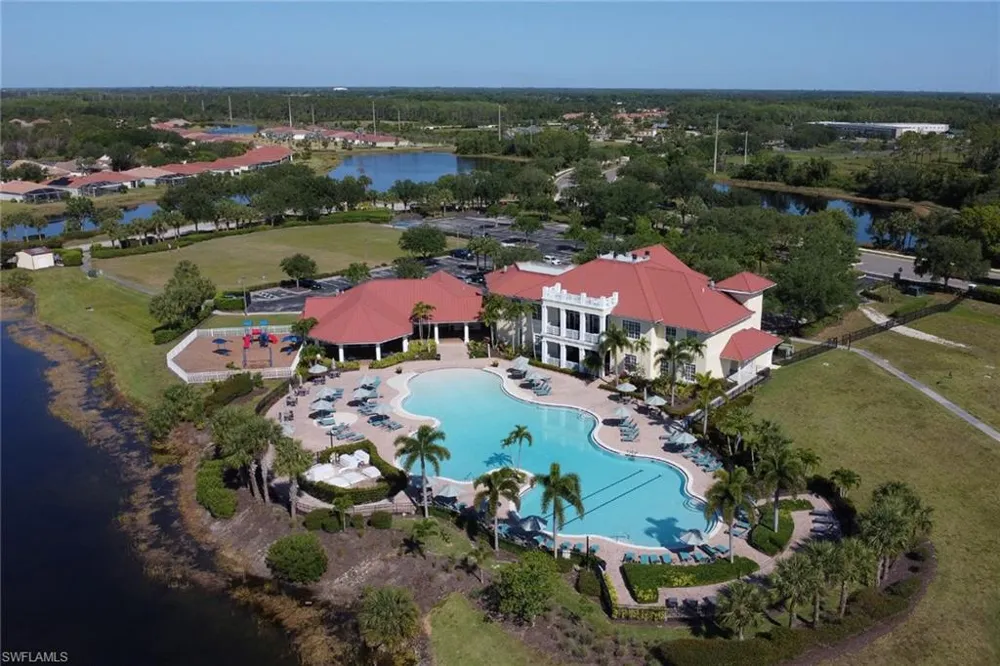 3425 Hampton Boulevard Alva, FL 33920