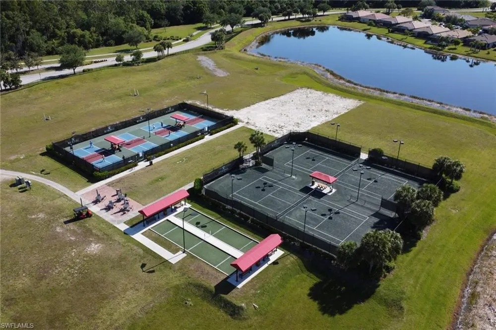 3425 Hampton Boulevard Alva, FL 33920