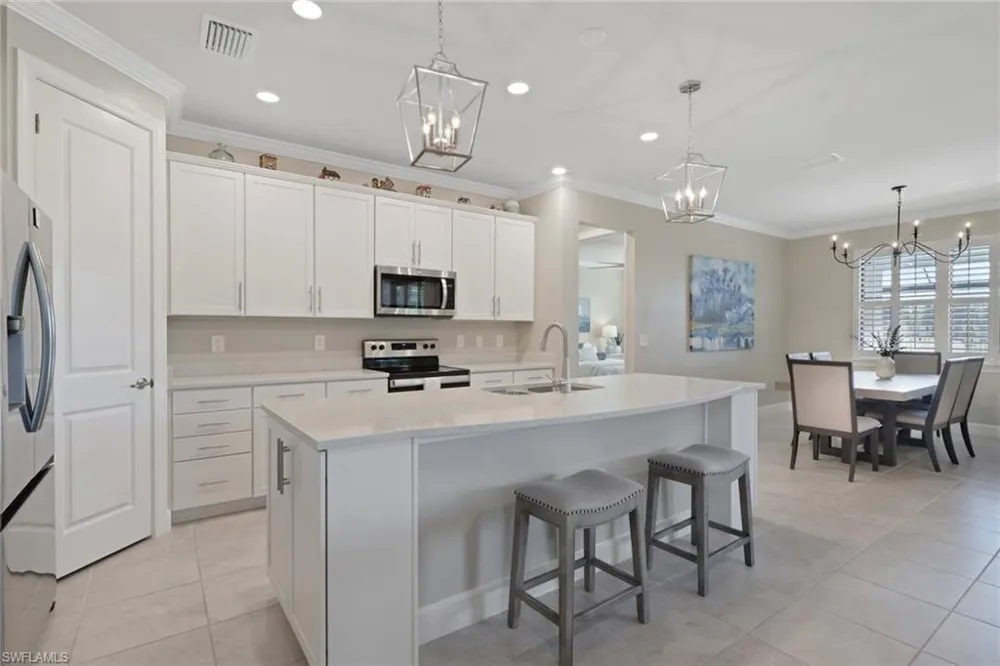 3425 Hampton Boulevard Alva, FL 33920