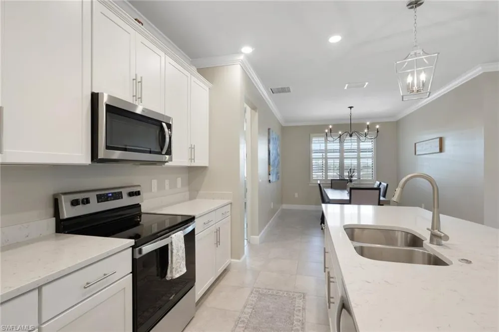 3425 Hampton Boulevard Alva, FL 33920