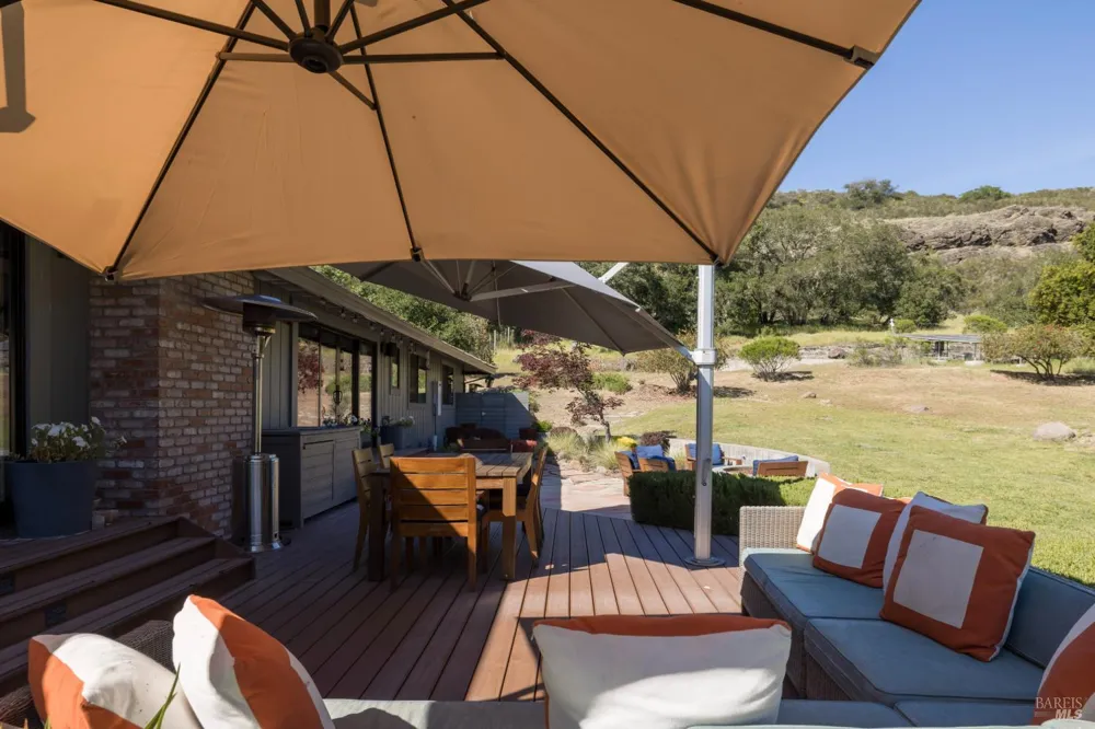 5850 Sharp Road Calistoga, CA 94515