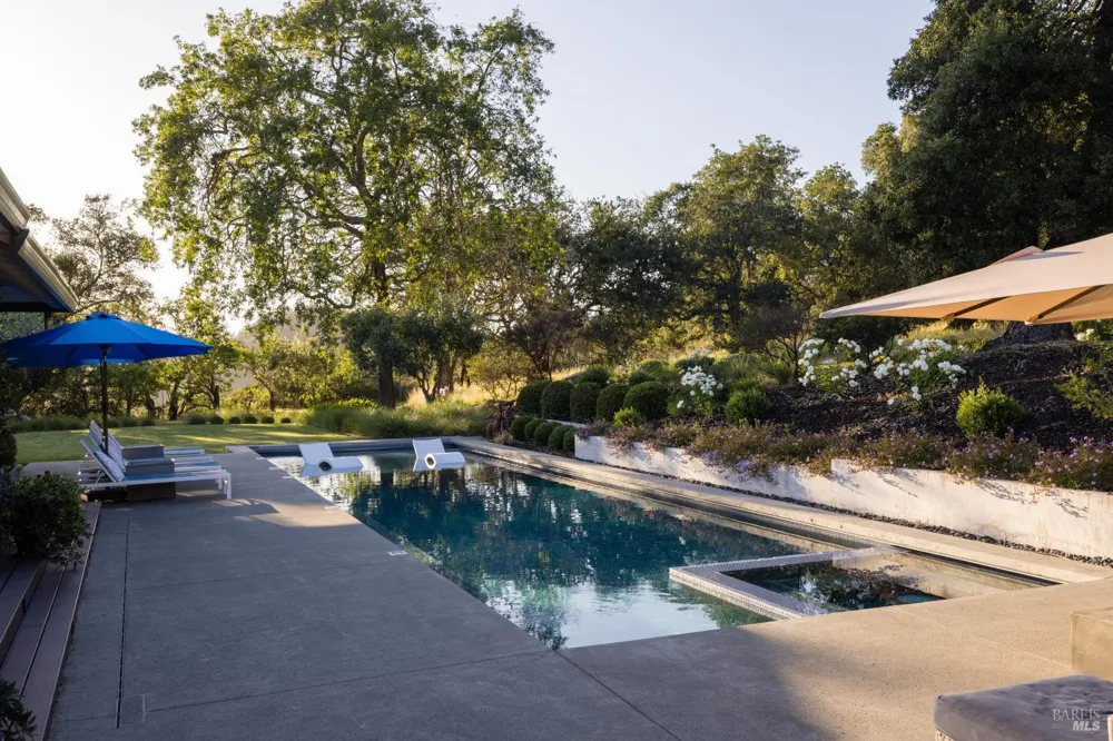 5850 Sharp Road Calistoga, CA 94515