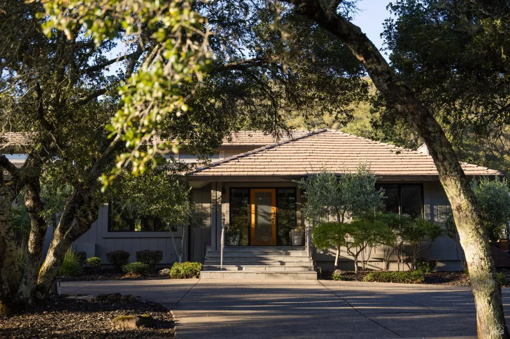 5850 Sharp Road Calistoga, CA 94515