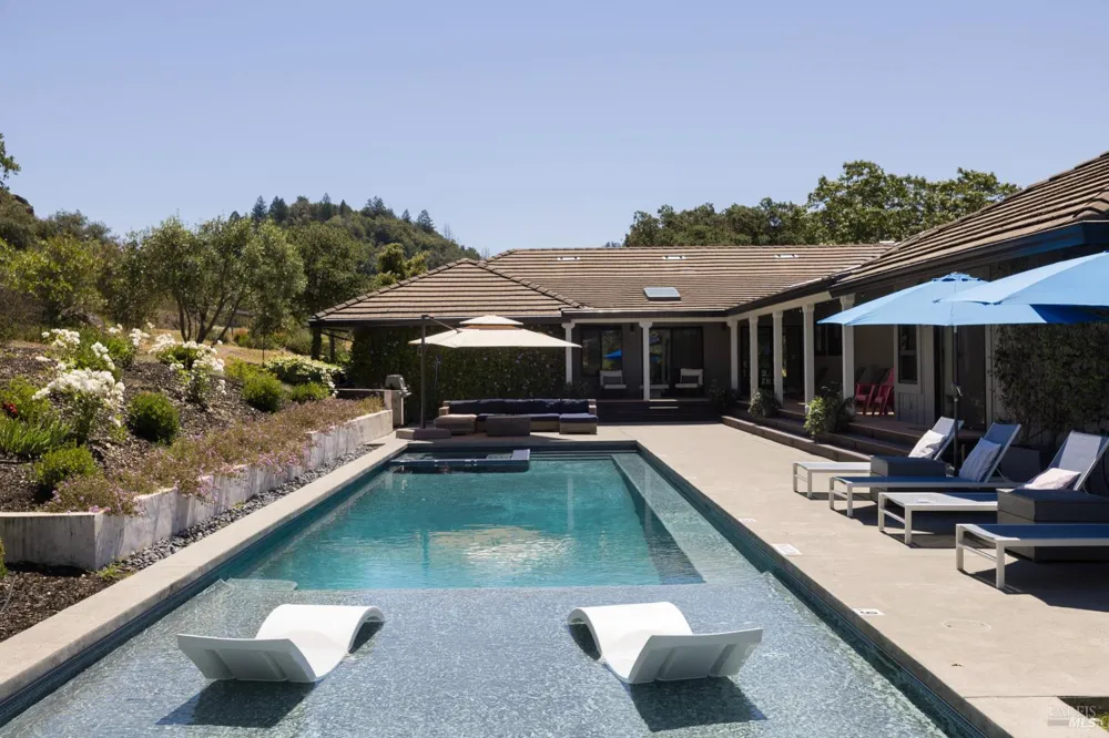 5850 Sharp Road Calistoga, CA 94515