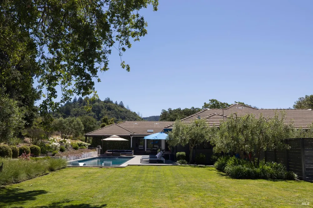 5850 Sharp Road Calistoga, CA 94515