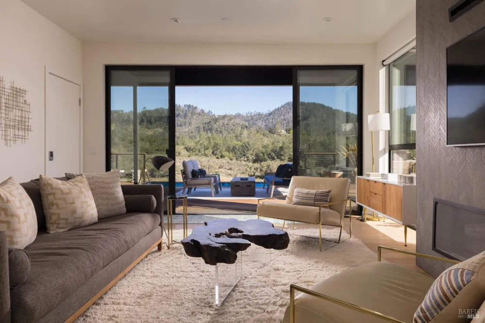 5850 Sharp Road Calistoga, CA 94515