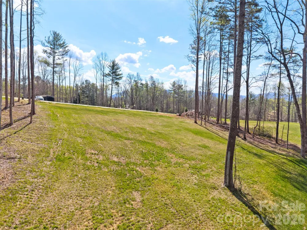424 Irvine Drive Fairview, NC 28730