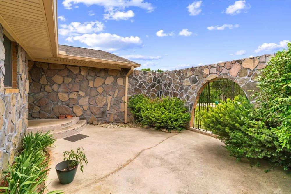 812 W Fort Street Chatsworth, GA 30705