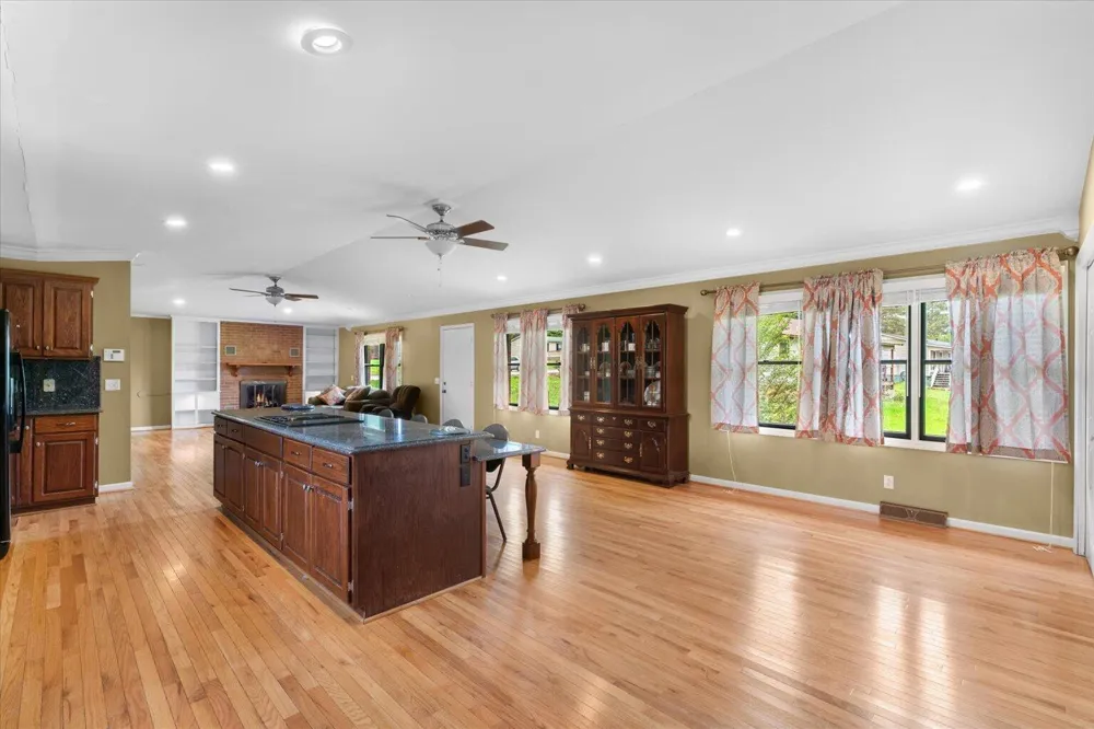 812 W Fort Street Chatsworth, GA 30705
