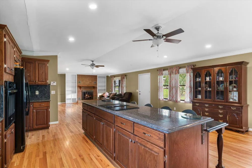 812 W Fort Street Chatsworth, GA 30705