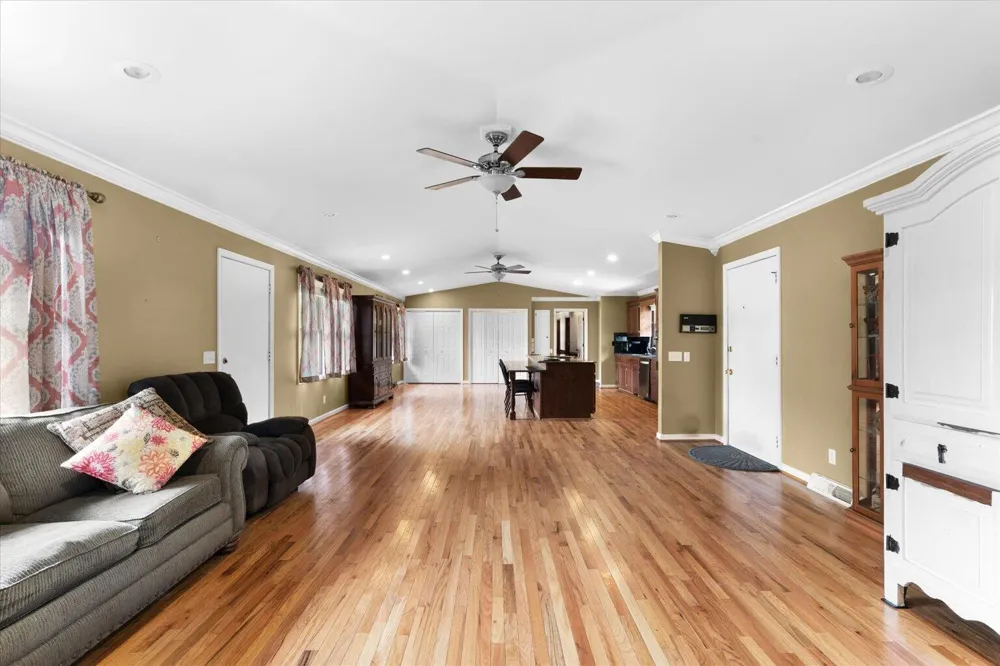 812 W Fort Street Chatsworth, GA 30705