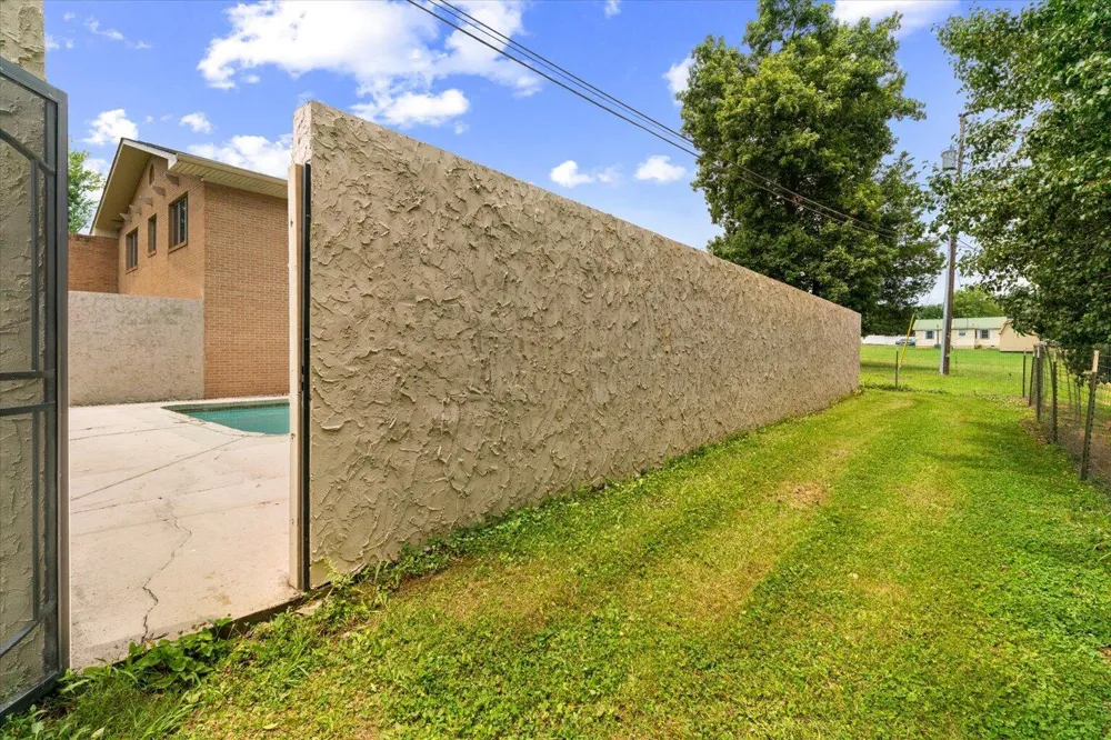 812 W Fort Street Chatsworth, GA 30705