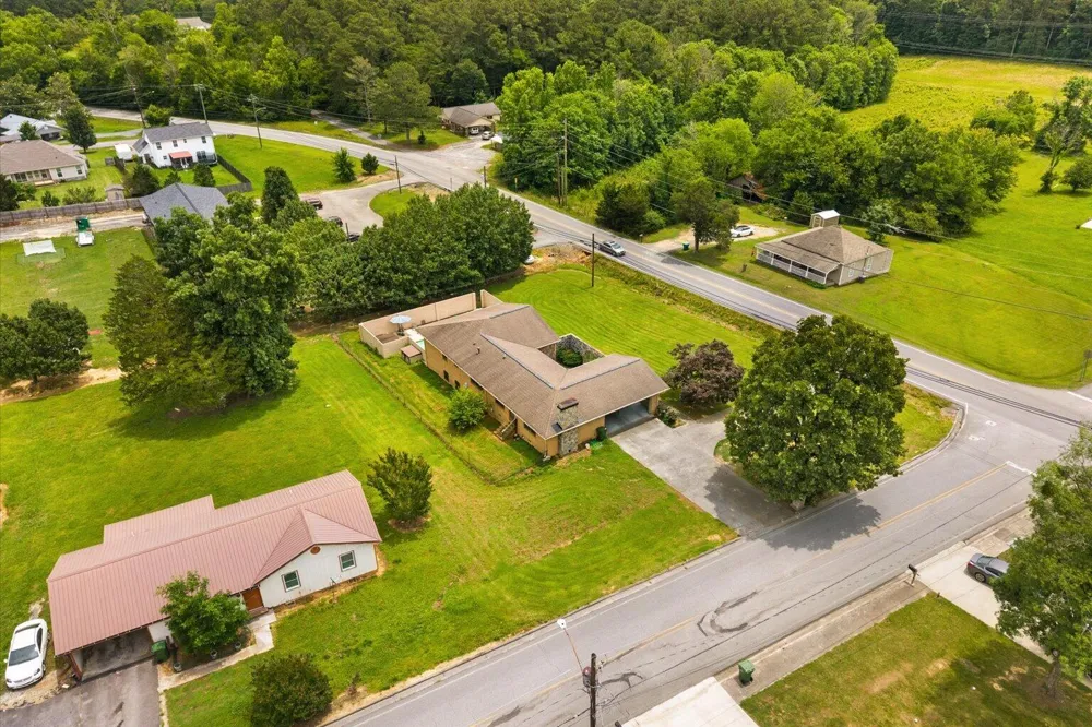 812 W Fort Street Chatsworth, GA 30705