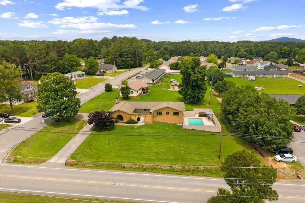 812 W Fort Street Chatsworth, GA 30705