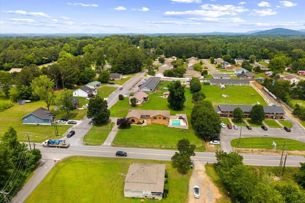 812 W Fort Street Chatsworth, GA 30705