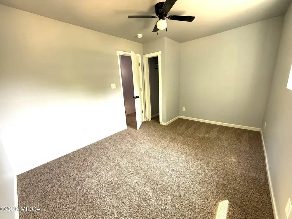 2082 Mutual Avenue #A&B Macon, GA 31204