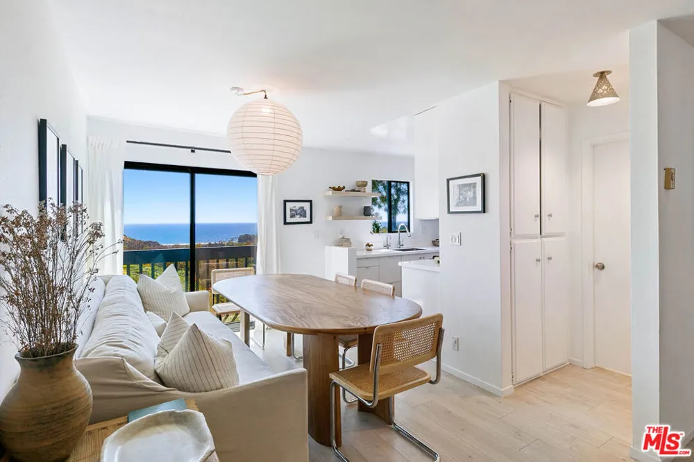 29239 HEATHERCLIFF ROAD #4 Malibu, CA 90265