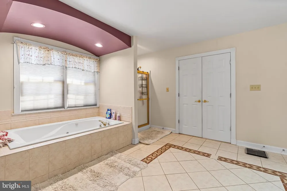 12719 AILANTHUS DRIVE Hagerstown, MD 21742