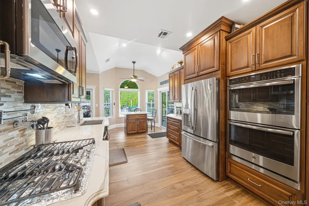 41 Paige Lane Moriches, NY 11955