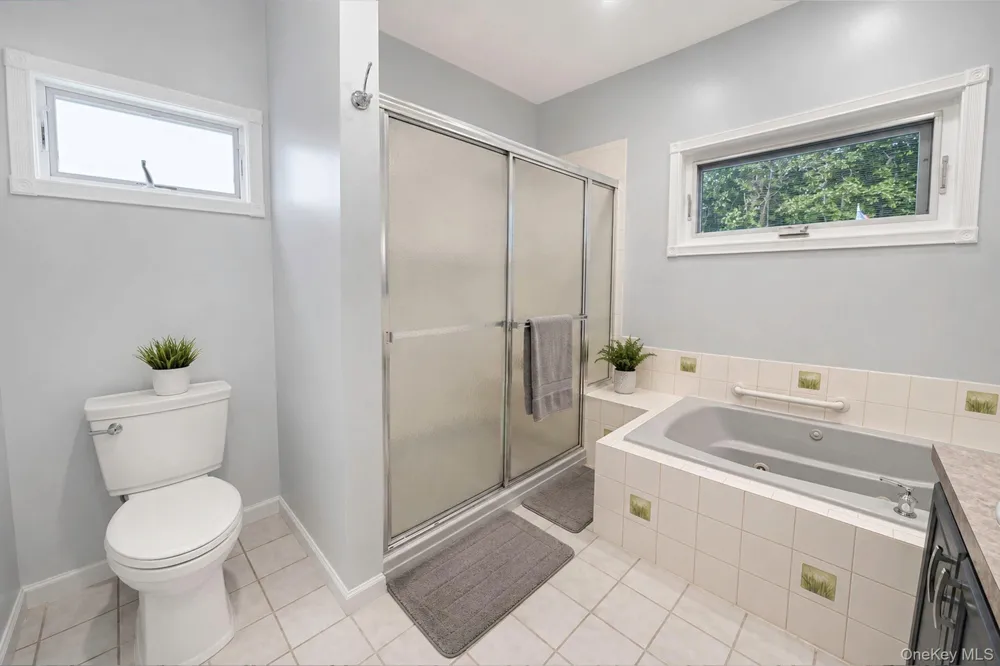 41 Paige Lane Moriches, NY 11955