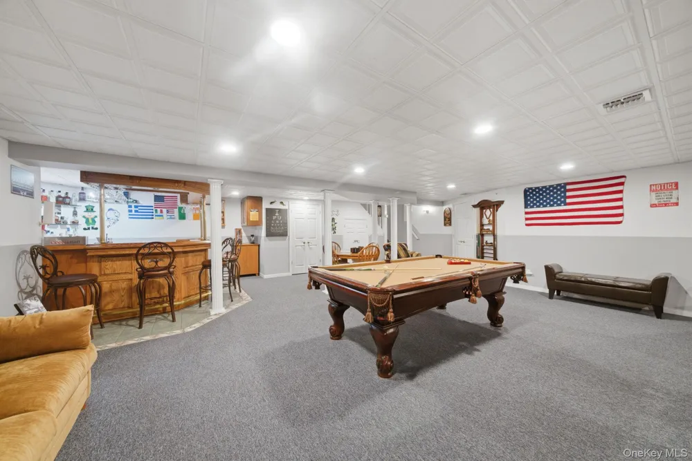 41 Paige Lane Moriches, NY 11955