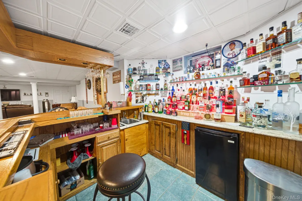 41 Paige Lane Moriches, NY 11955