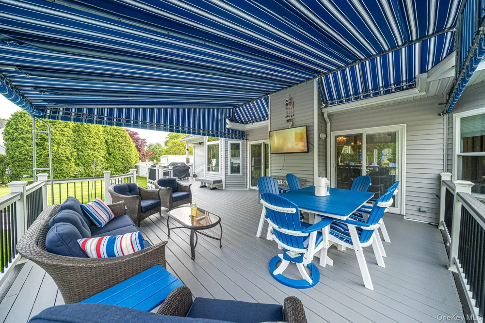 41 Paige Lane Moriches, NY 11955