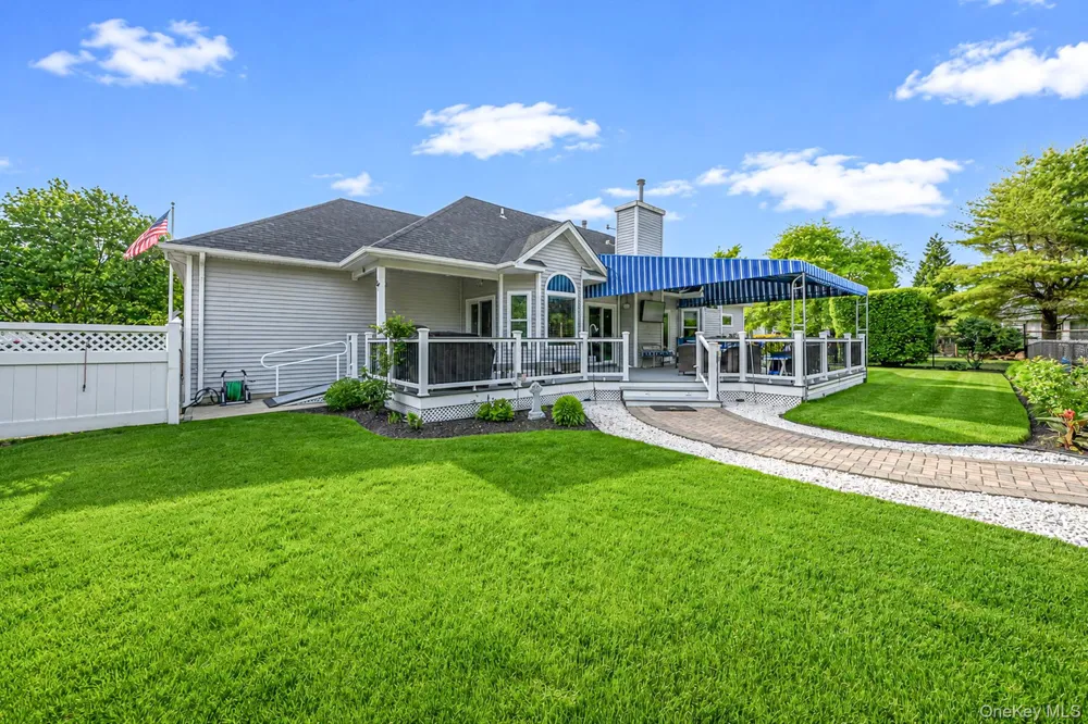 41 Paige Lane Moriches, NY 11955