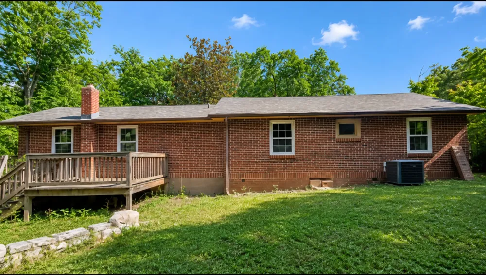 110 Cherry St Centerville, TN 37033