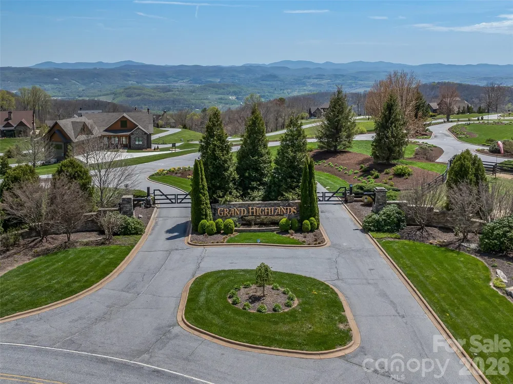 370 Autumn Ridge Lane #75 Hendersonville, NC 28792