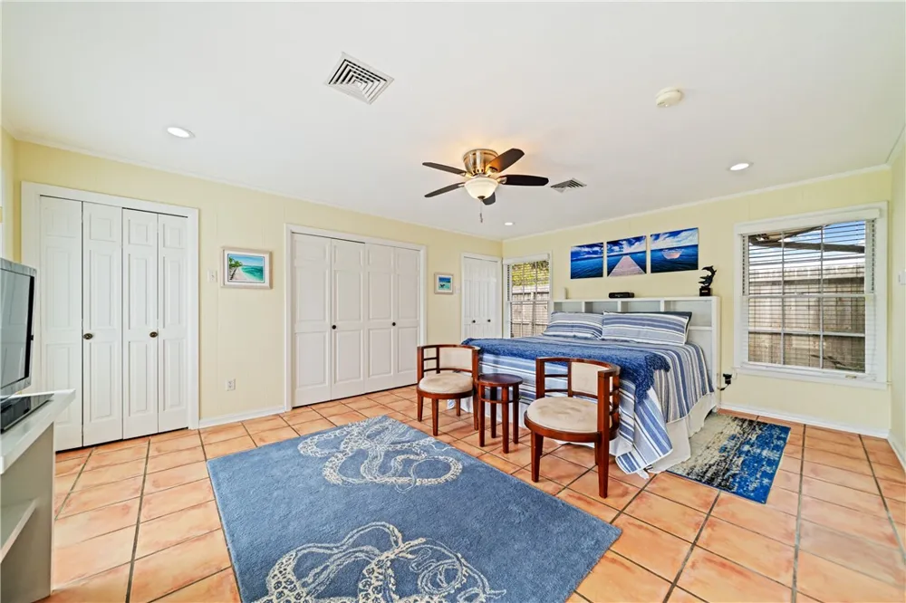 429 Bermuda Place Corpus Christi, TX 78411