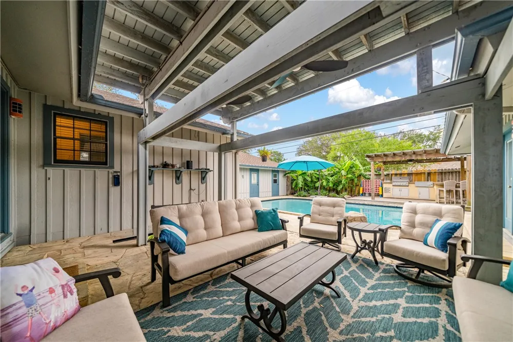 429 Bermuda Place Corpus Christi, TX 78411