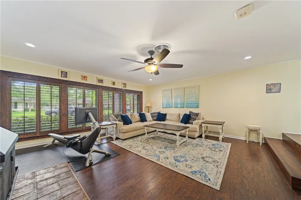 429 Bermuda Place Corpus Christi, TX 78411