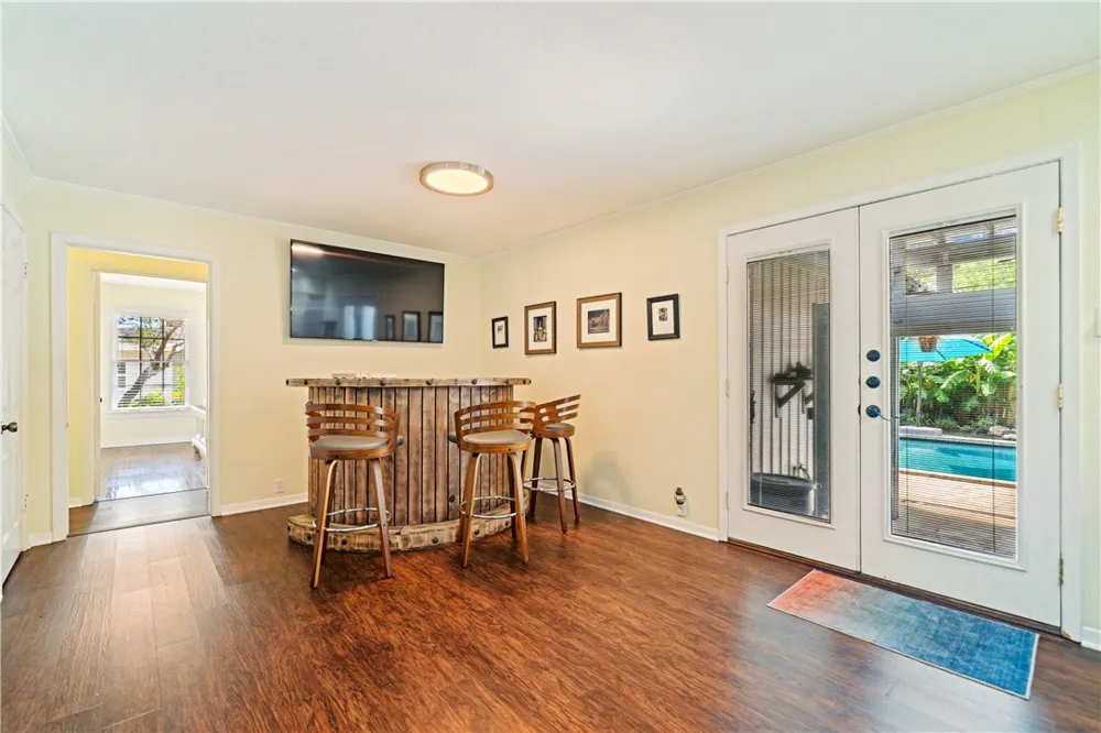 429 Bermuda Place Corpus Christi, TX 78411