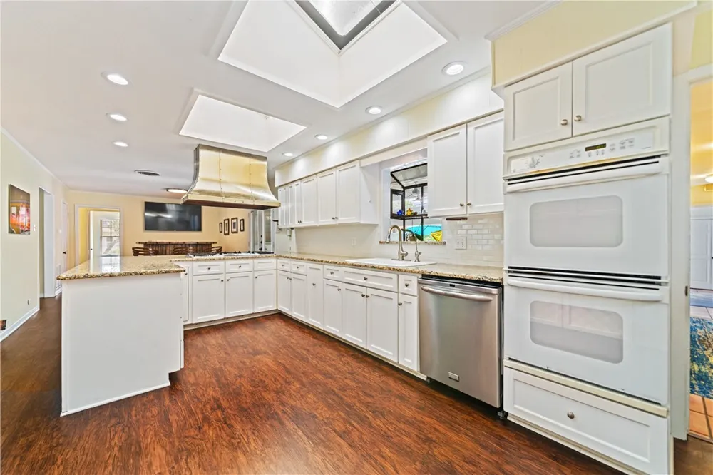 429 Bermuda Place Corpus Christi, TX 78411