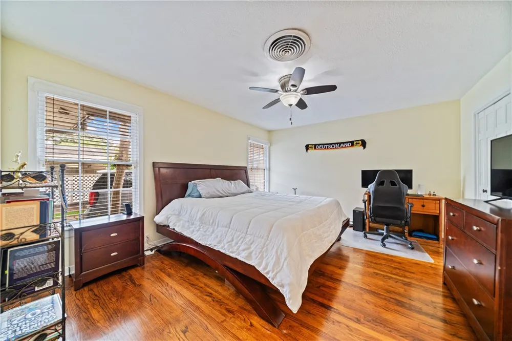 429 Bermuda Place Corpus Christi, TX 78411