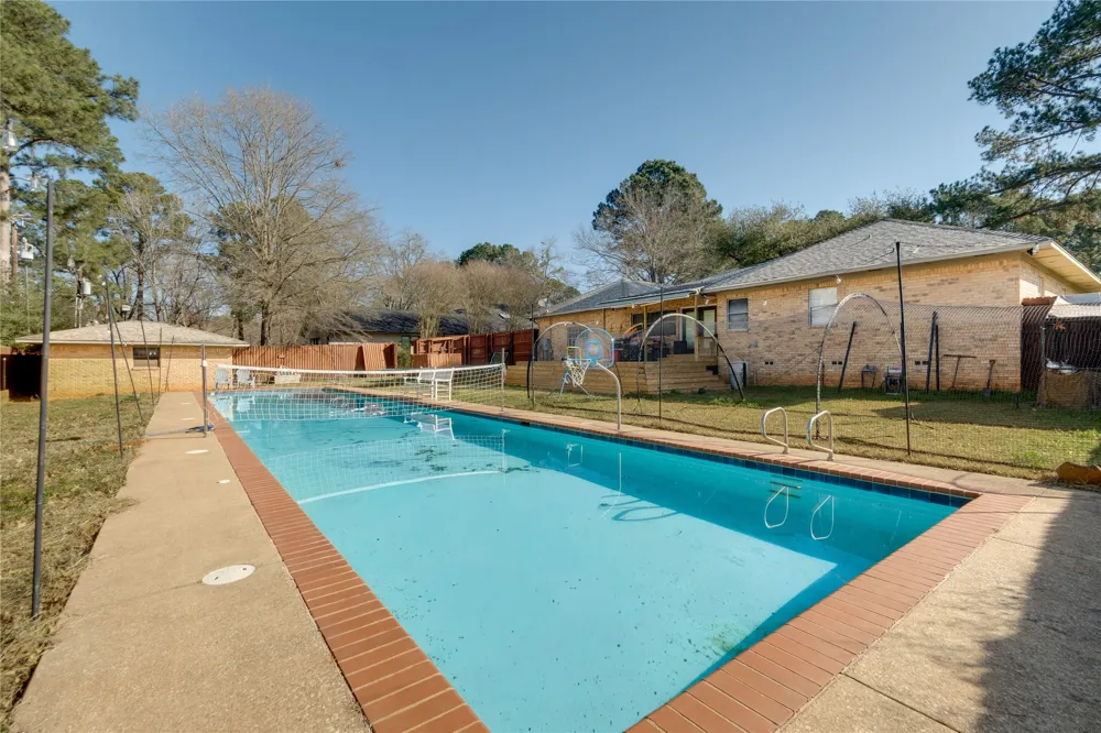 2213 Melissa Drive Palestine, TX 75803
